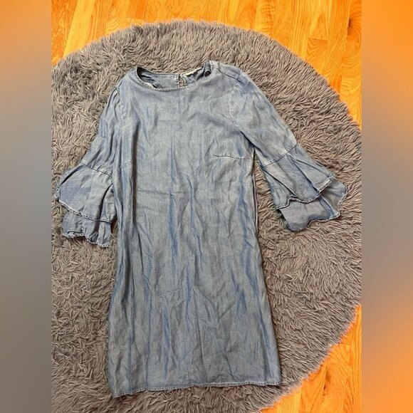 BeachLunchLounge Blue Ruffle Sleeve Chambray Dress Size S - Picture 1 of 5